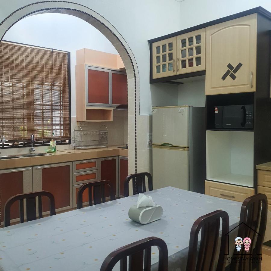 Homestay Ayah クアンタン エクステリア 写真